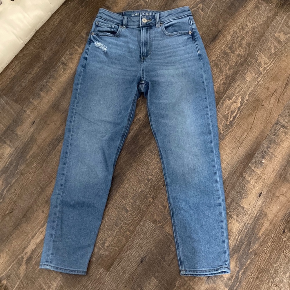 ‼️AMERICAN EAGLE MOM JEANS‼️